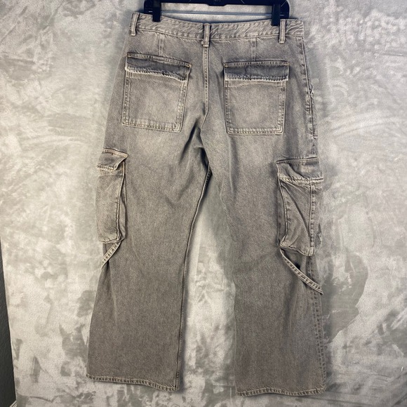 Zara Women's Gray Denim Cargo Jeans Size 10 Utility Pockets Wide Leg - Picture 3 of 8